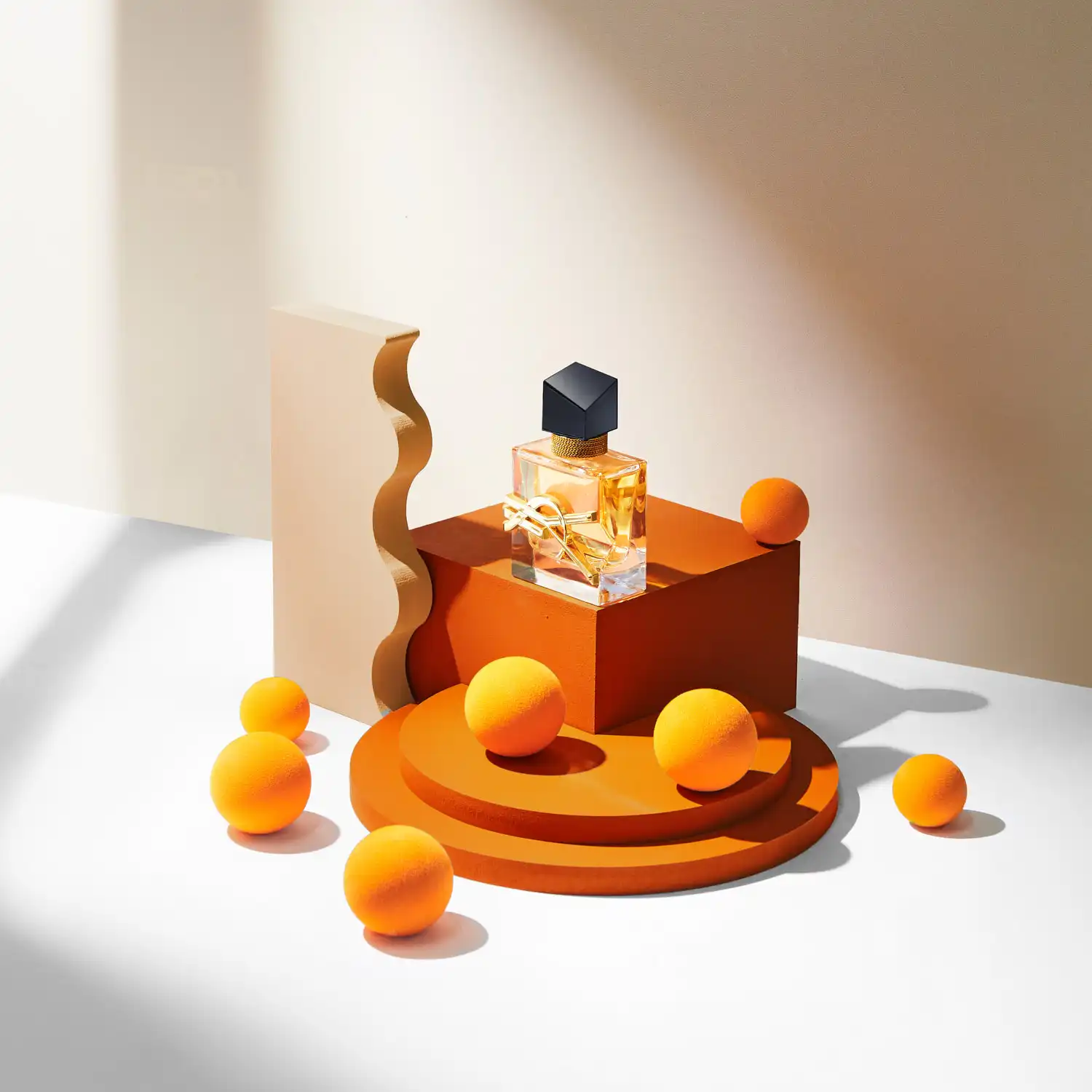 クリエイティブな写真幾何学的な写真のキューブの装飾美容化粧品 - Photo Beauty Makeup のレビューと価格